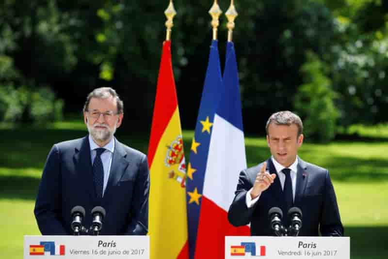 Grece: macron et rajoy saluent l'accord