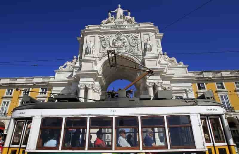 Le deficit public du portugal reduit de 20% en 2014