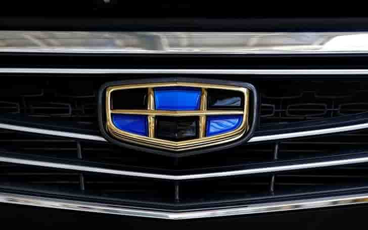Le president de geely possede 9,69% de daimler