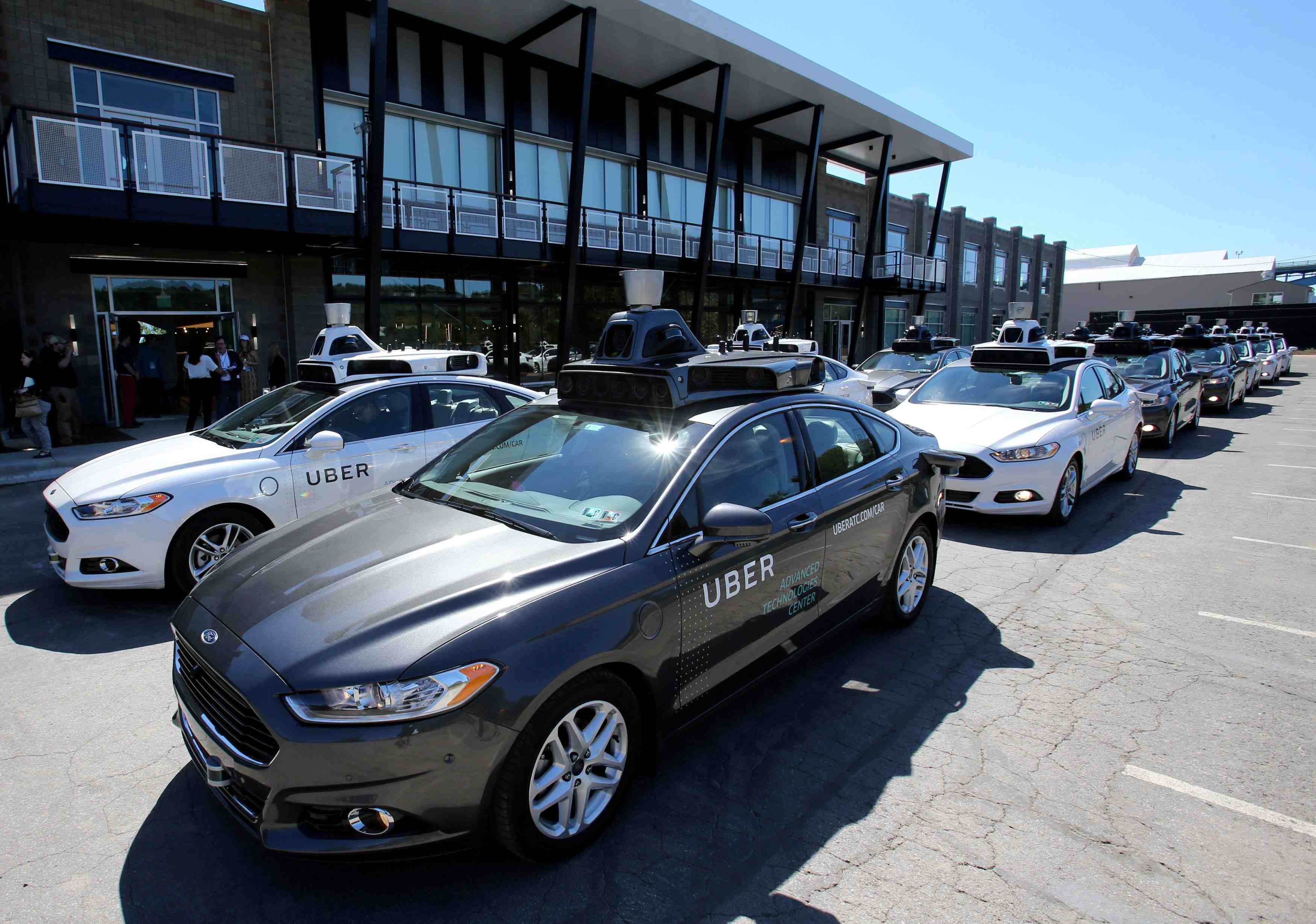 Une femme meurt aux usa percutee par une voiture autonome d'uber
