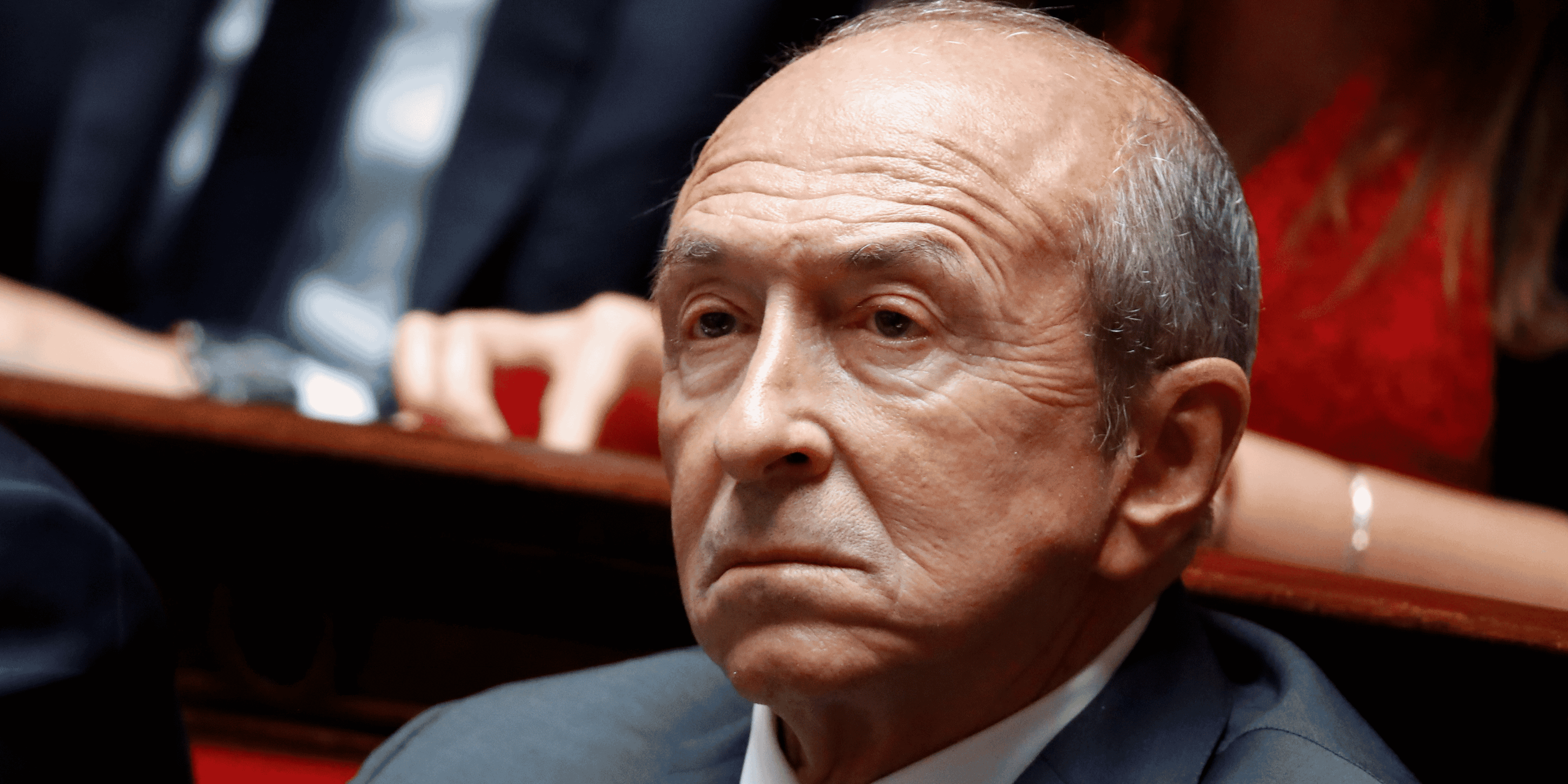 Gerard collomb denonce les propos "intolerables" tenus par yann moix sur les policiers