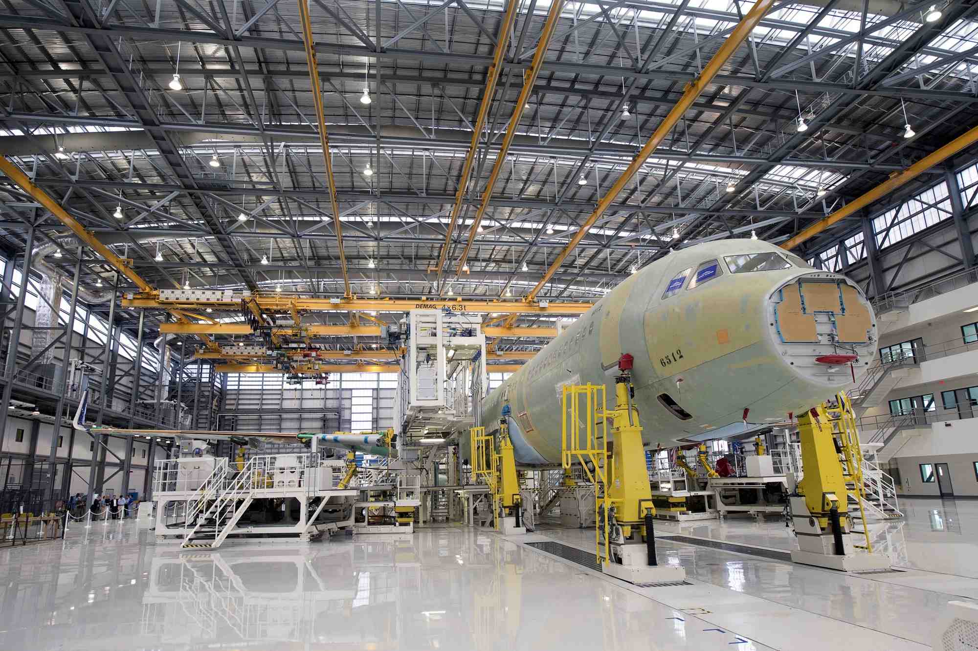 Une ligne d'assemblage finale a l'usine de fabrication airbus aux etats-unis a mobile, alabama