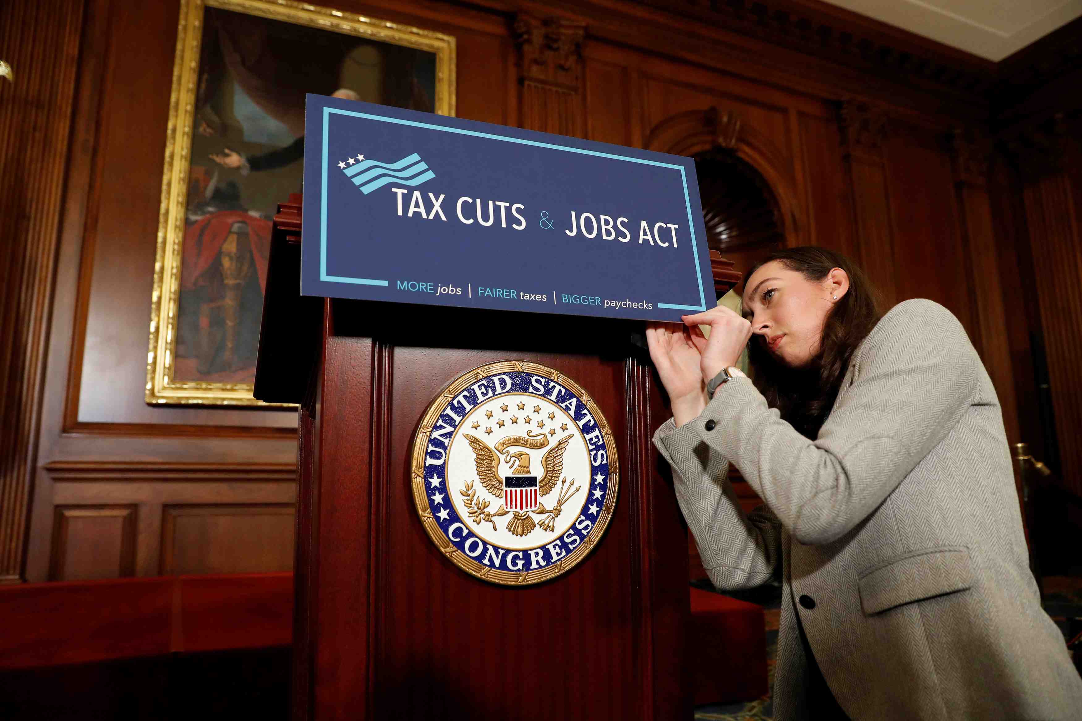 La reforme fiscale de trump franchit une premiere etape au congres