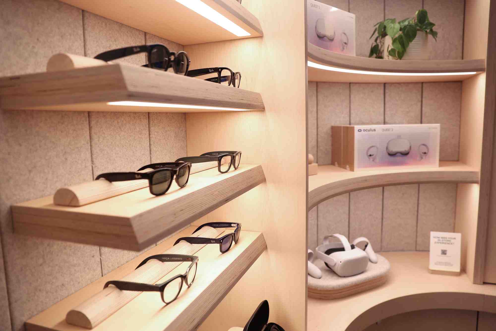 Des lunettes intelligentes ray-ban dans le premier magasin physique de meta platforms