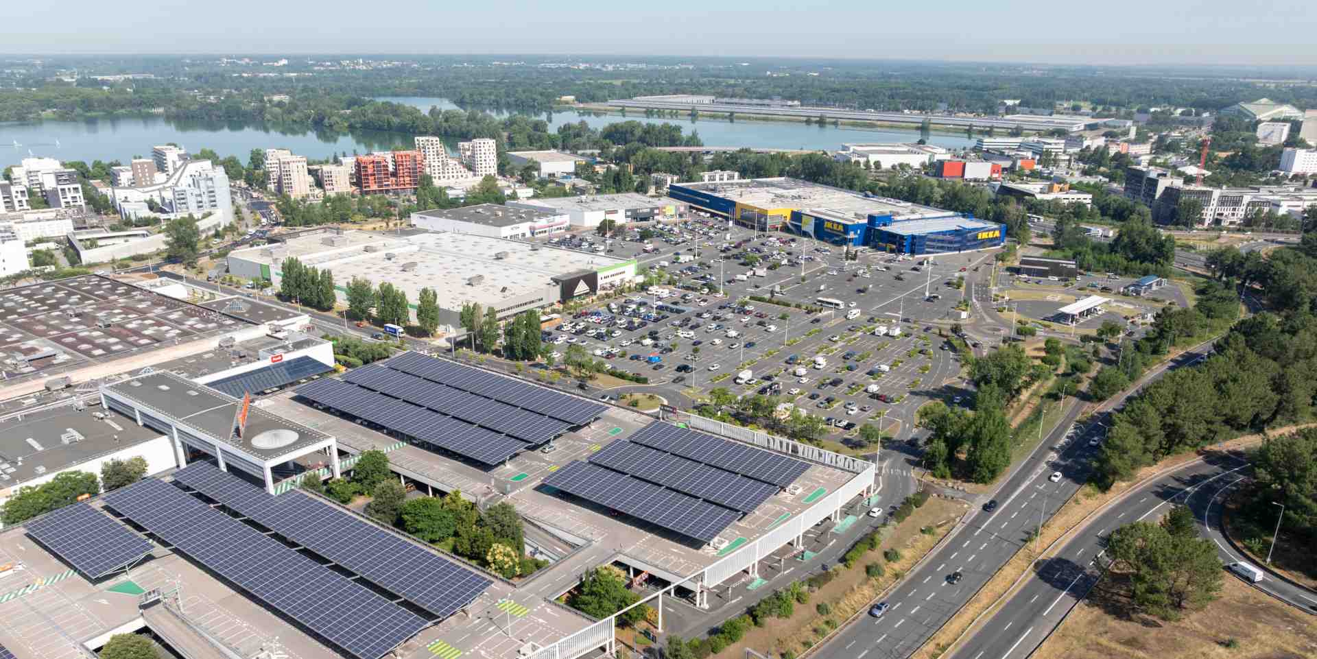 Au nord de Bordeaux, la zone commerciale du Lac abrite 1 700 hectares de foncier à diversifier.