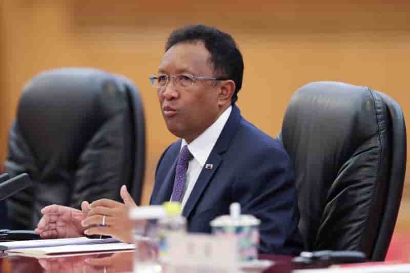 Madagascar: le president somme de nommer un nouveau premier ministre