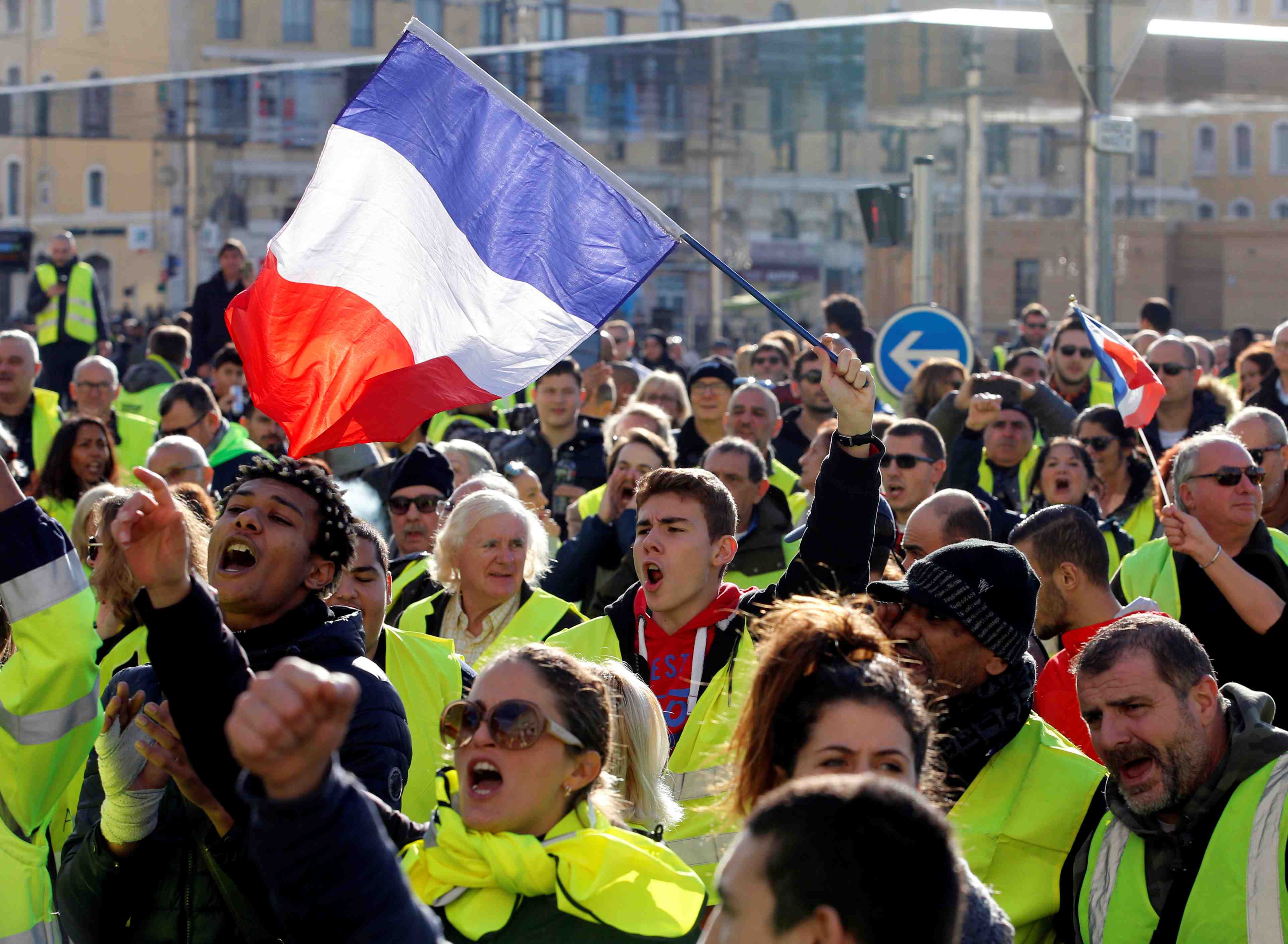Les "gilets jaunes" toujours massivement soutenus, selon un sondage