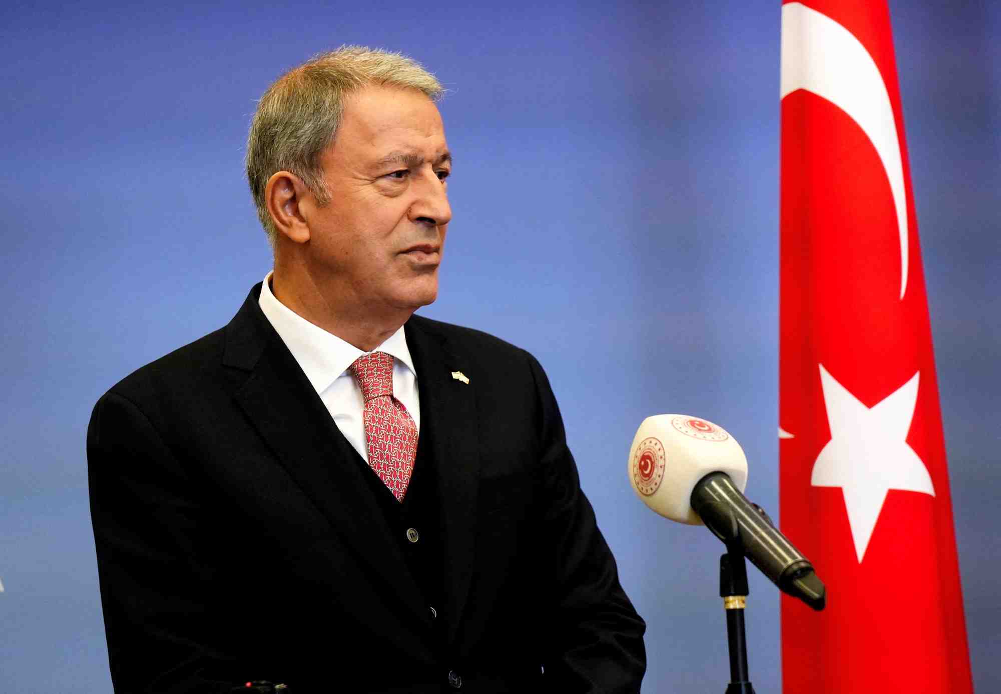 Le ministre turc de la defense hulusi akar