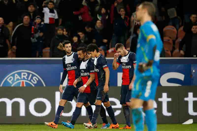 Ligue 1: le PSG bat Valenciennes et fait tourner