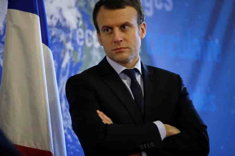 Macron exclut un relevement "deraisonnable" du traitement des fonctionnaires