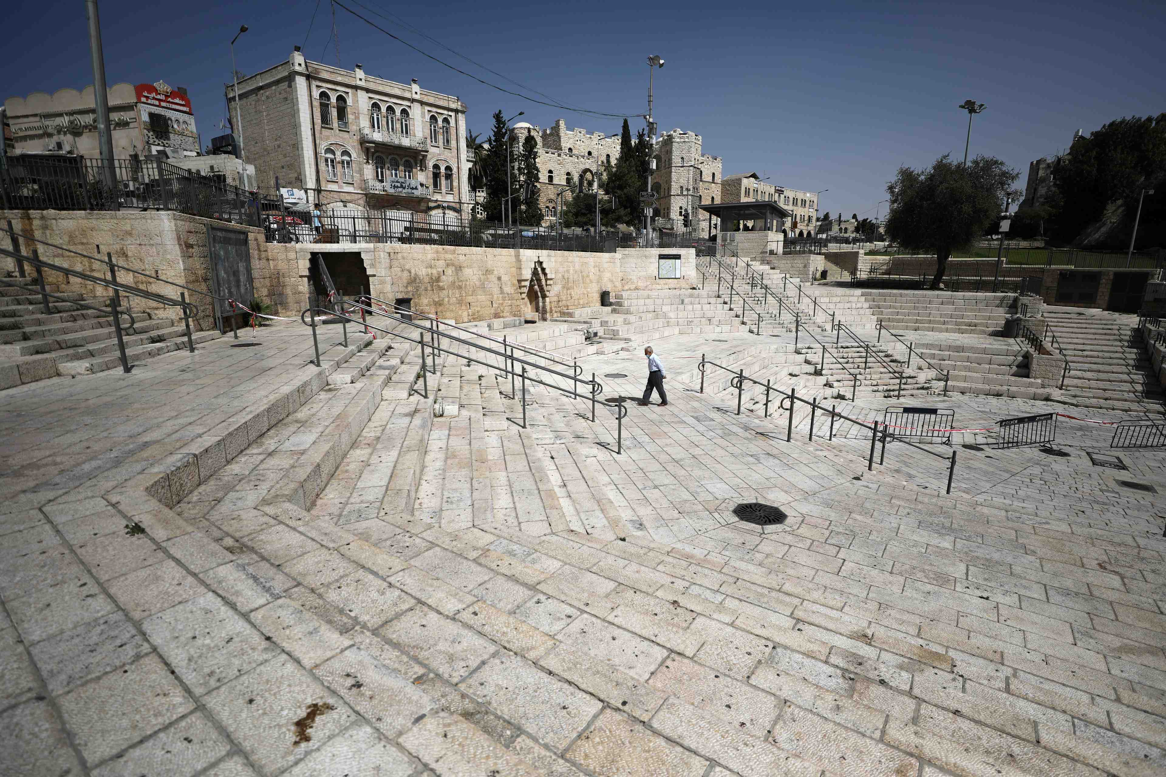 Israel reconfinee, doublement desertee pendant le yom kippour