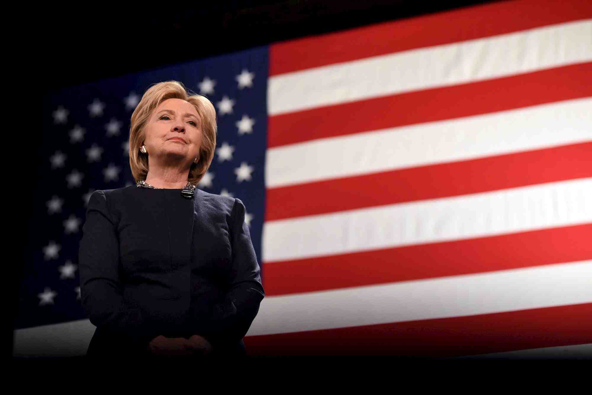 22 e-mails d'hillary clinton juges top secrets ne seront pas publies