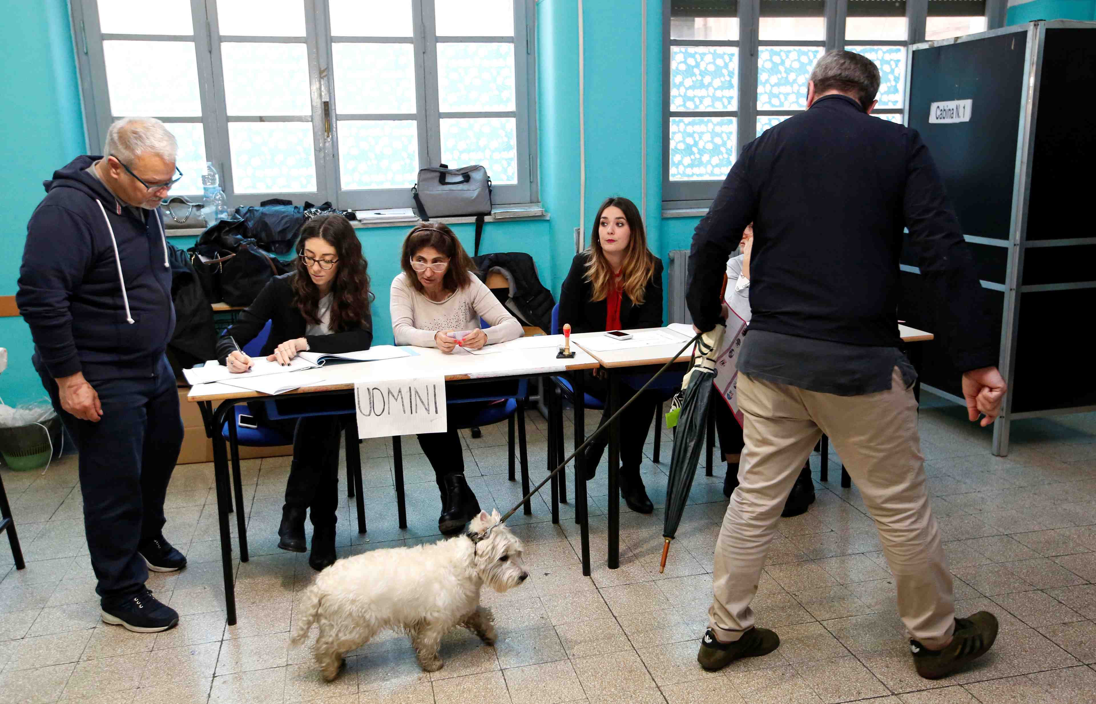 Plus d'un electeur europeen sur deux s'est deplace