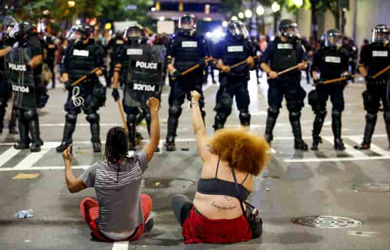 Seconde nuit de violences a charlotte, caroline du nord
