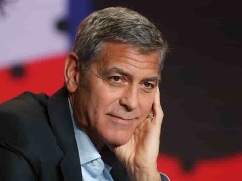 George clooney blesse dans un accident de scooter en sardaigne