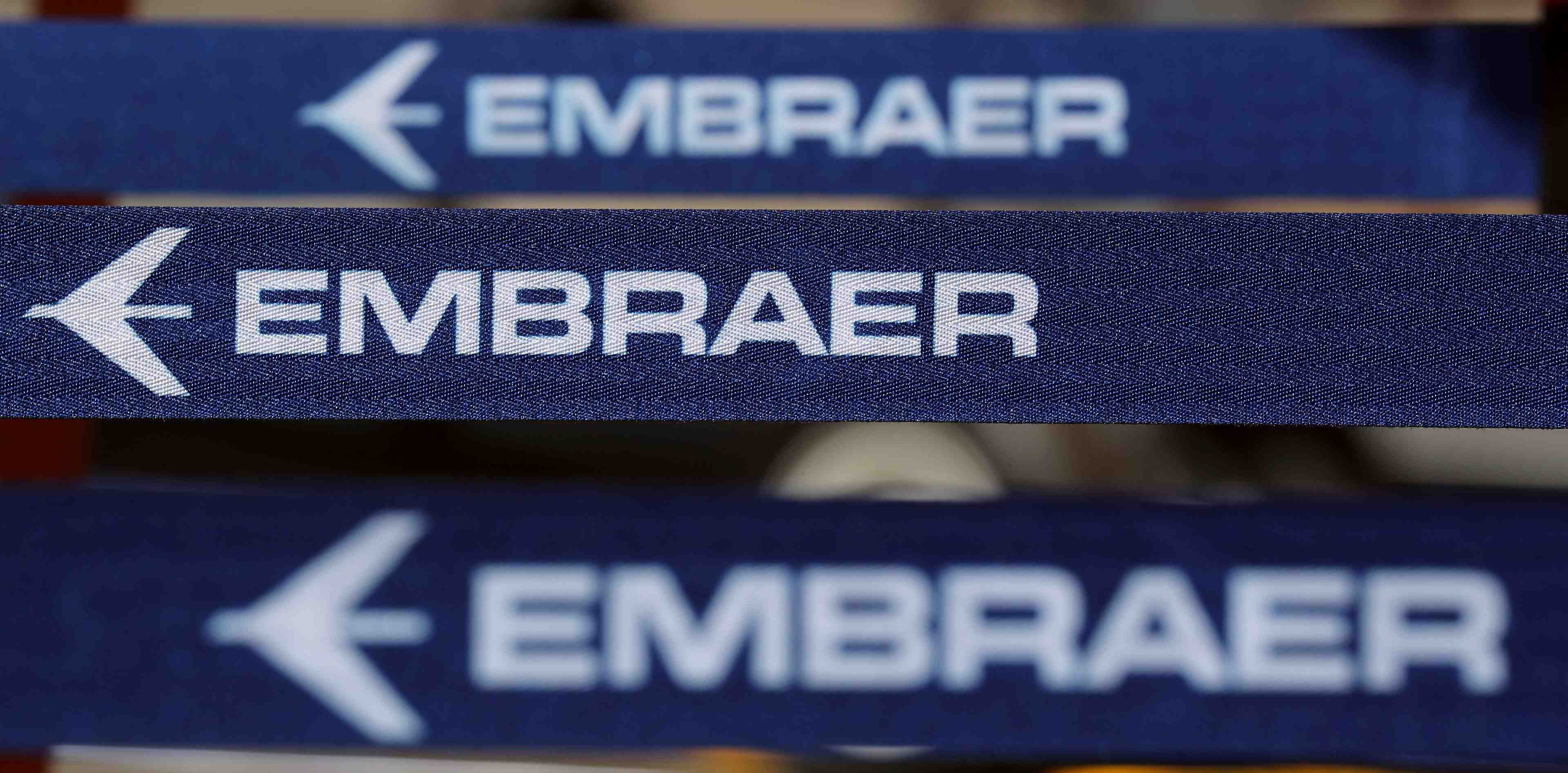 Boeing releve la valeur des avions civils d'embraer a 5,26 milliards de dollars