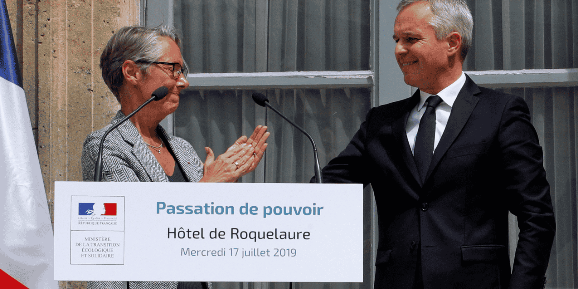 Elisabeth Borne et François de Rugy lors de la passation de pouvoir au ministère de la Transition écologique et solidaire, mercredi 17 juillet.