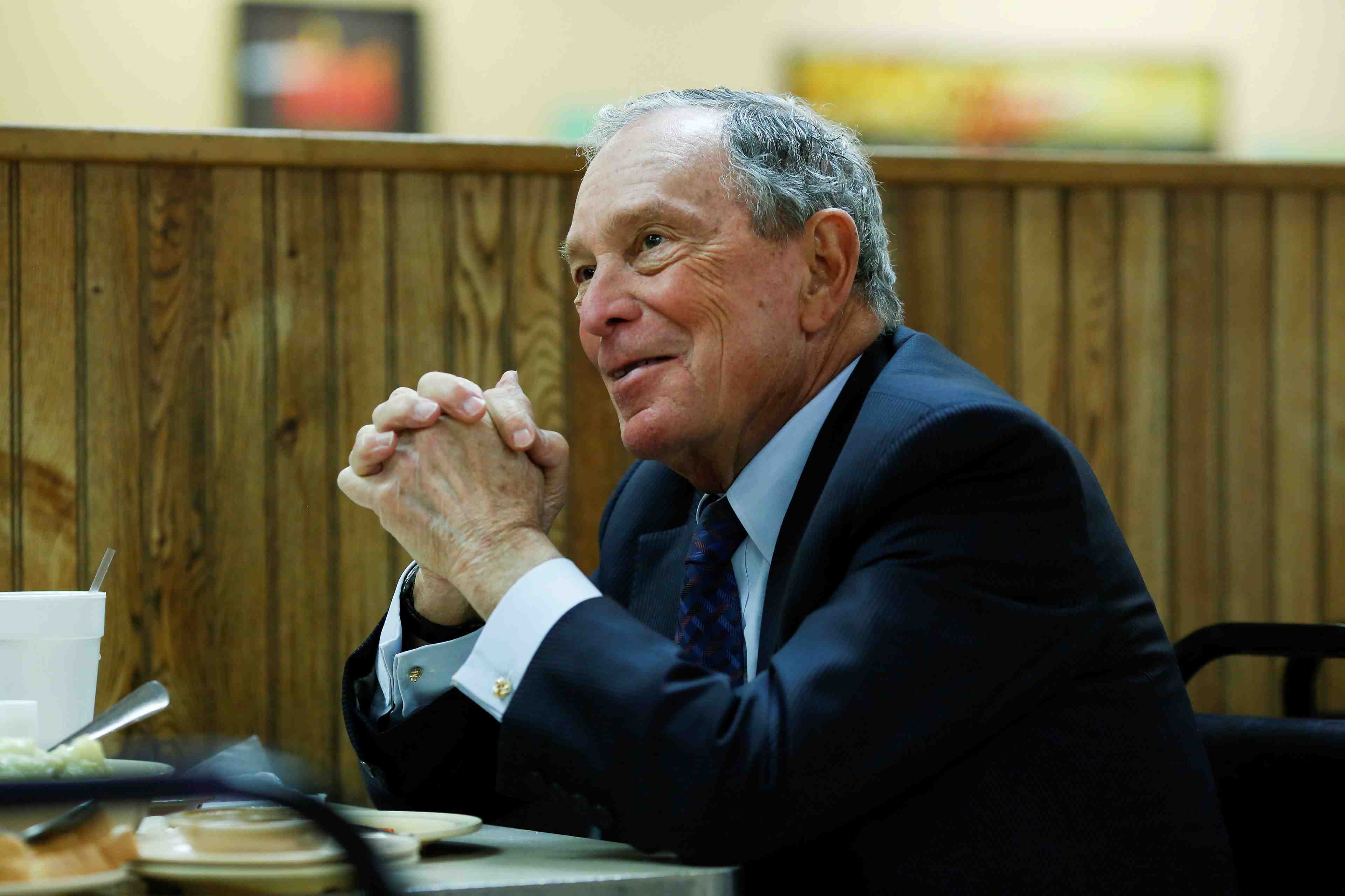 Usa: bloomberg s'enregistre pour etre candidat democrate en 2020