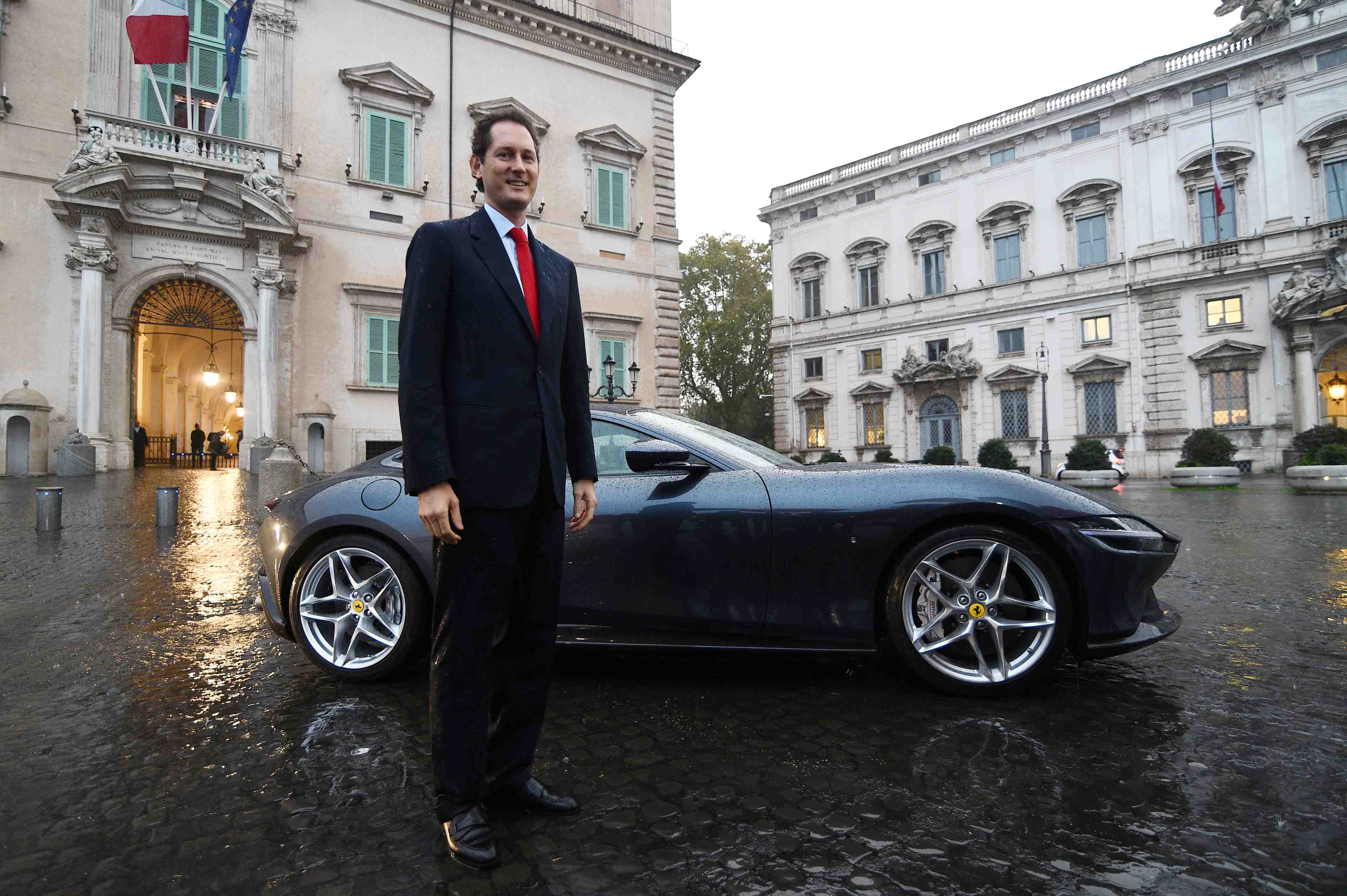 Un heritier des agnelli a tente de se rapprocher d'armani