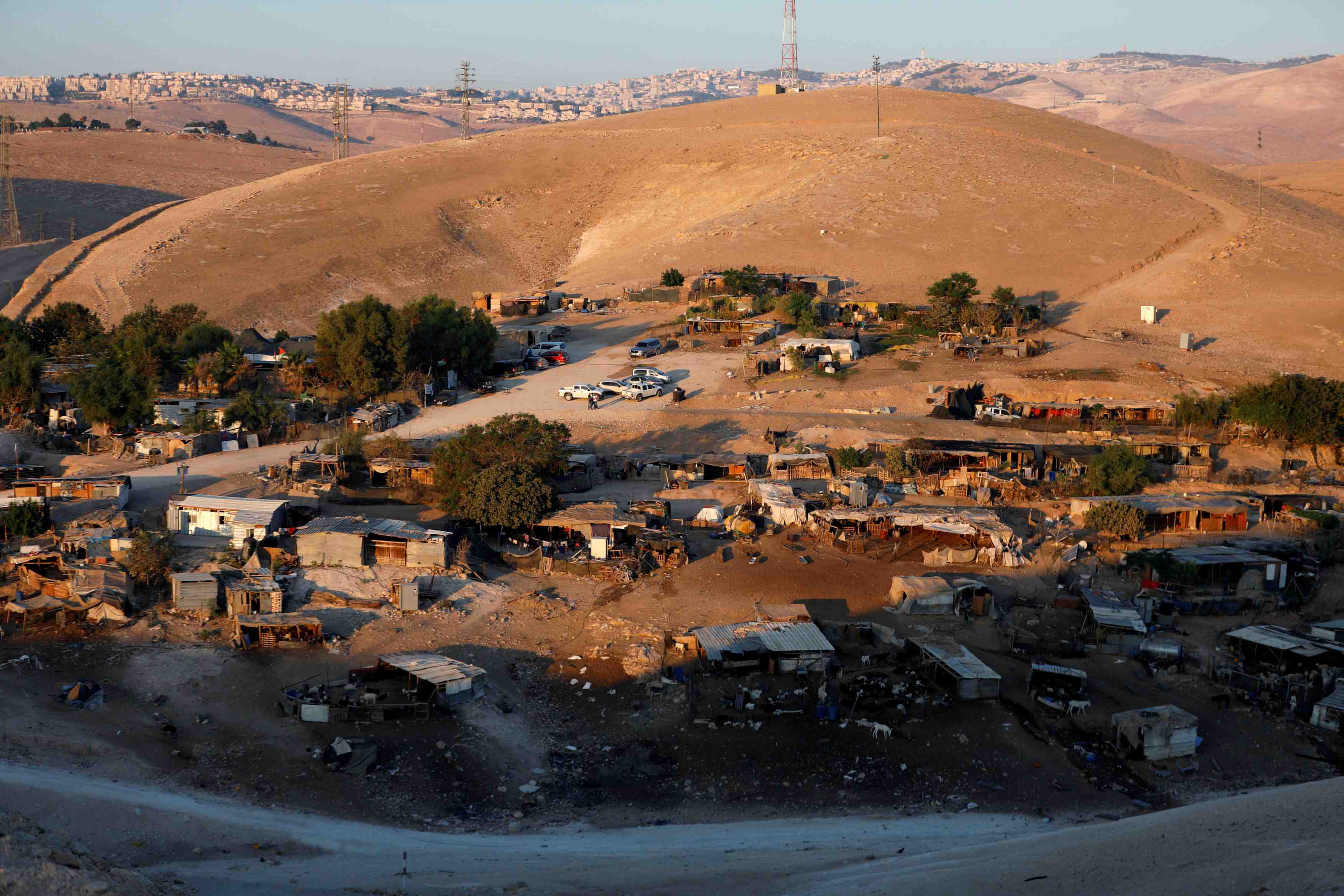 Israel demande a des bedouins d'evacuer un village d'ici le 01/10