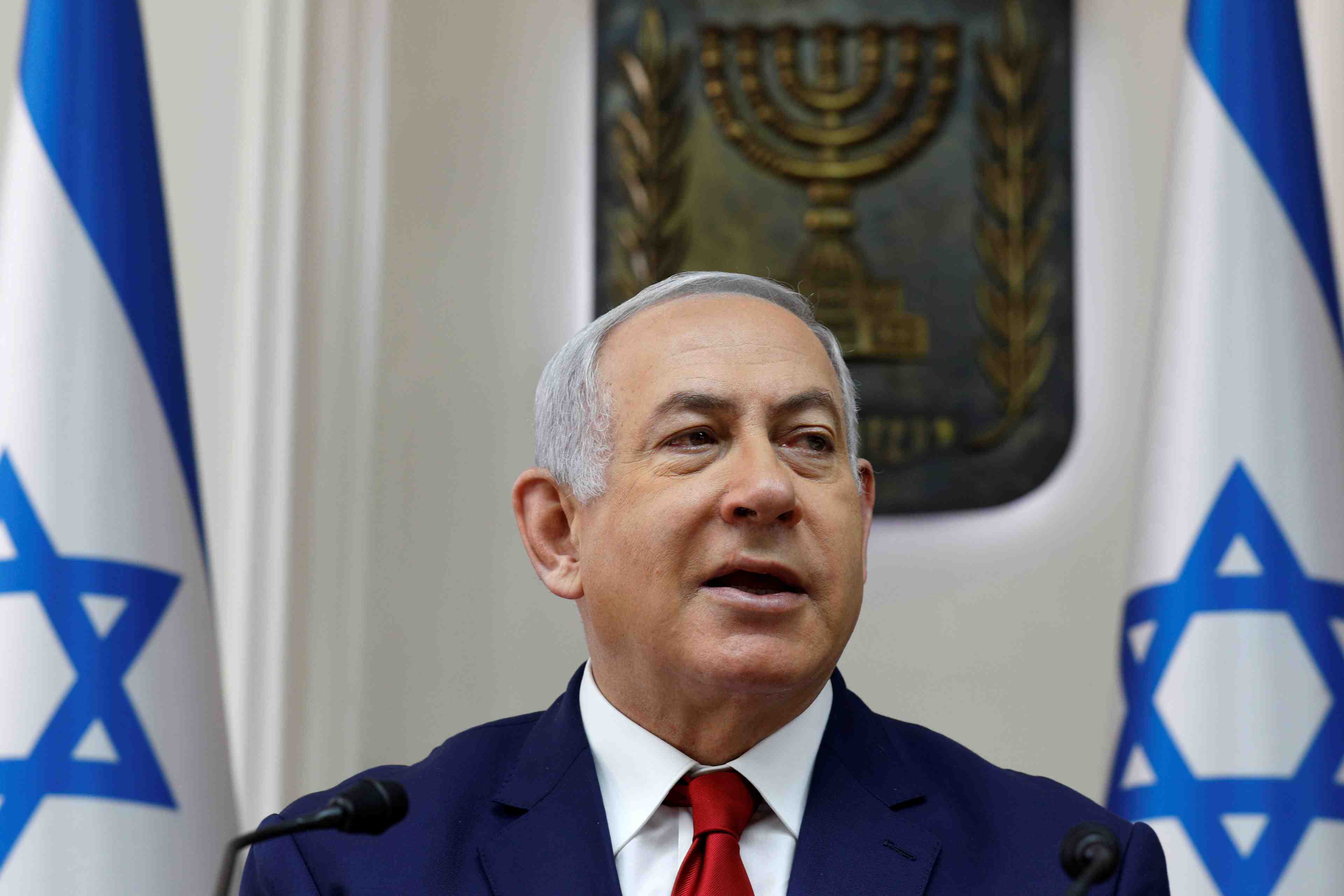 Netanyahu intervient a la television pour se defendre
