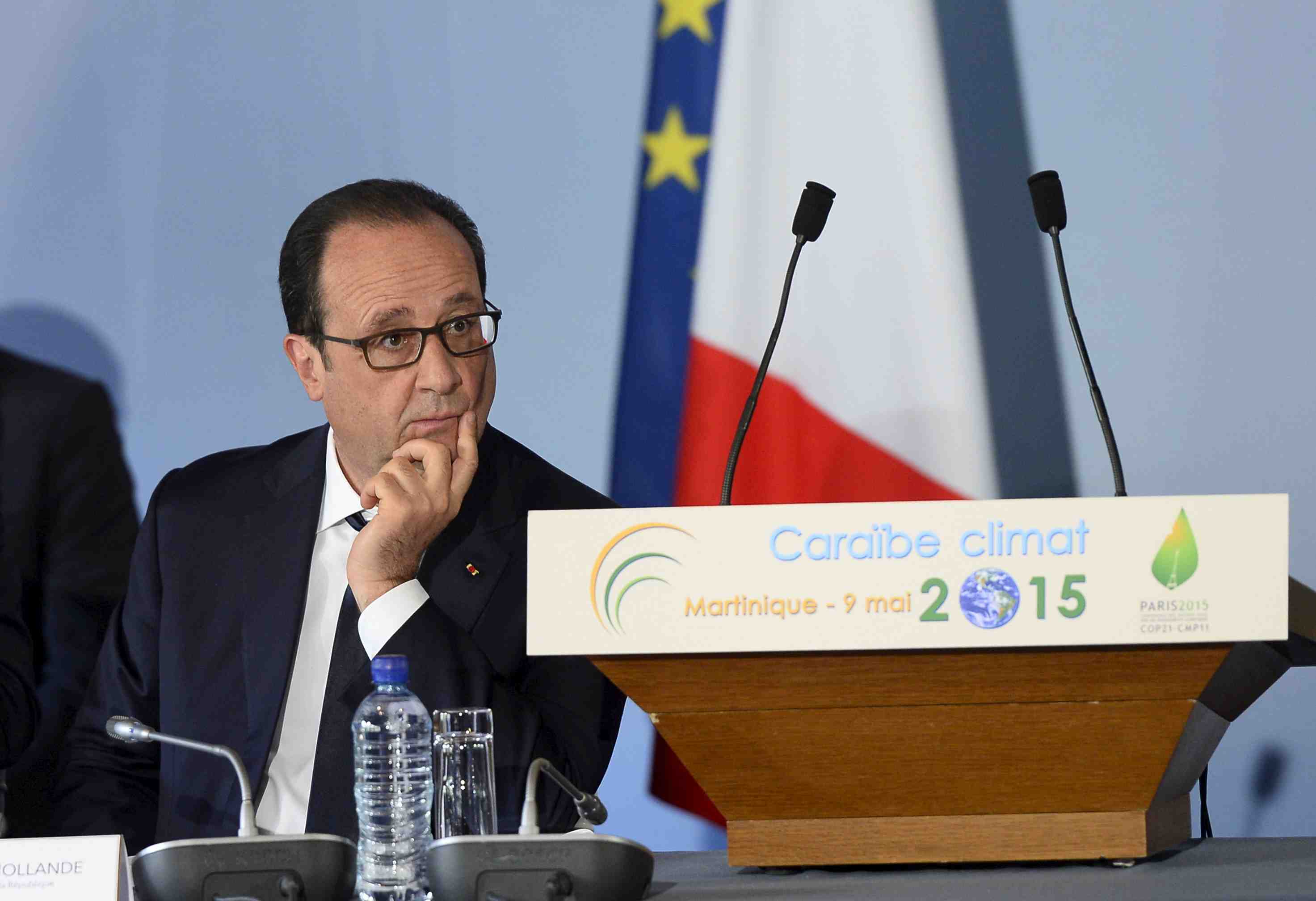 Hollande lance un appel face au defi du changement climatique