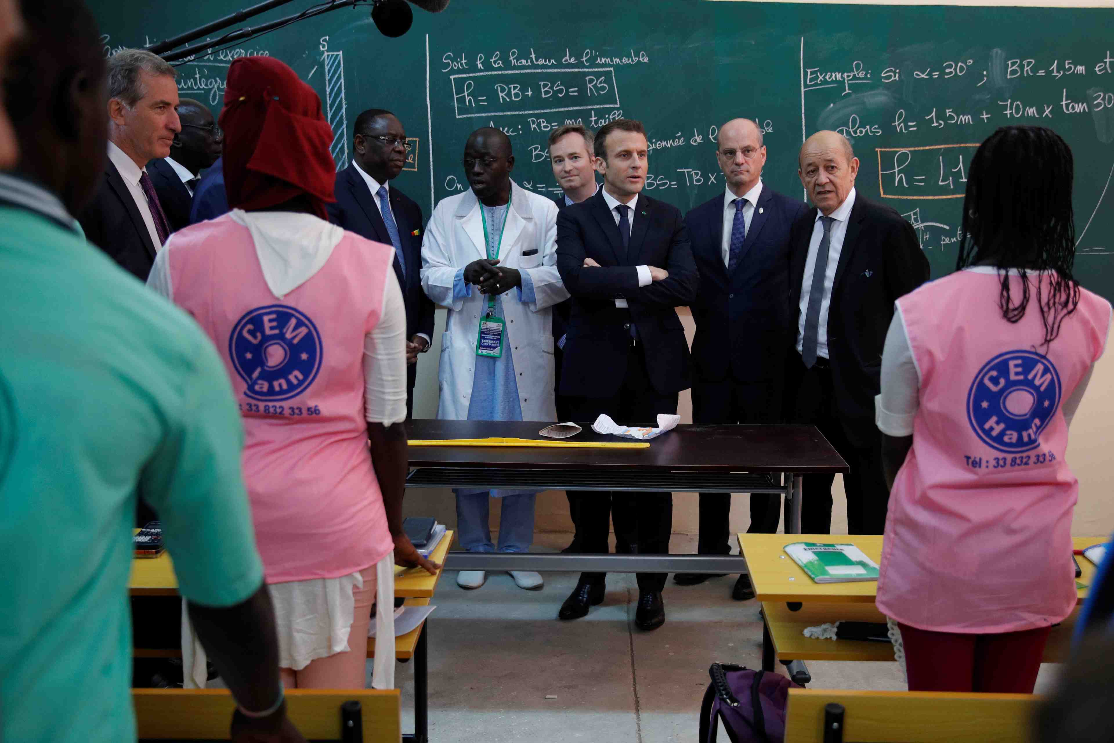 La france consacrera 200 millions d'euros au partenariat pour l'education