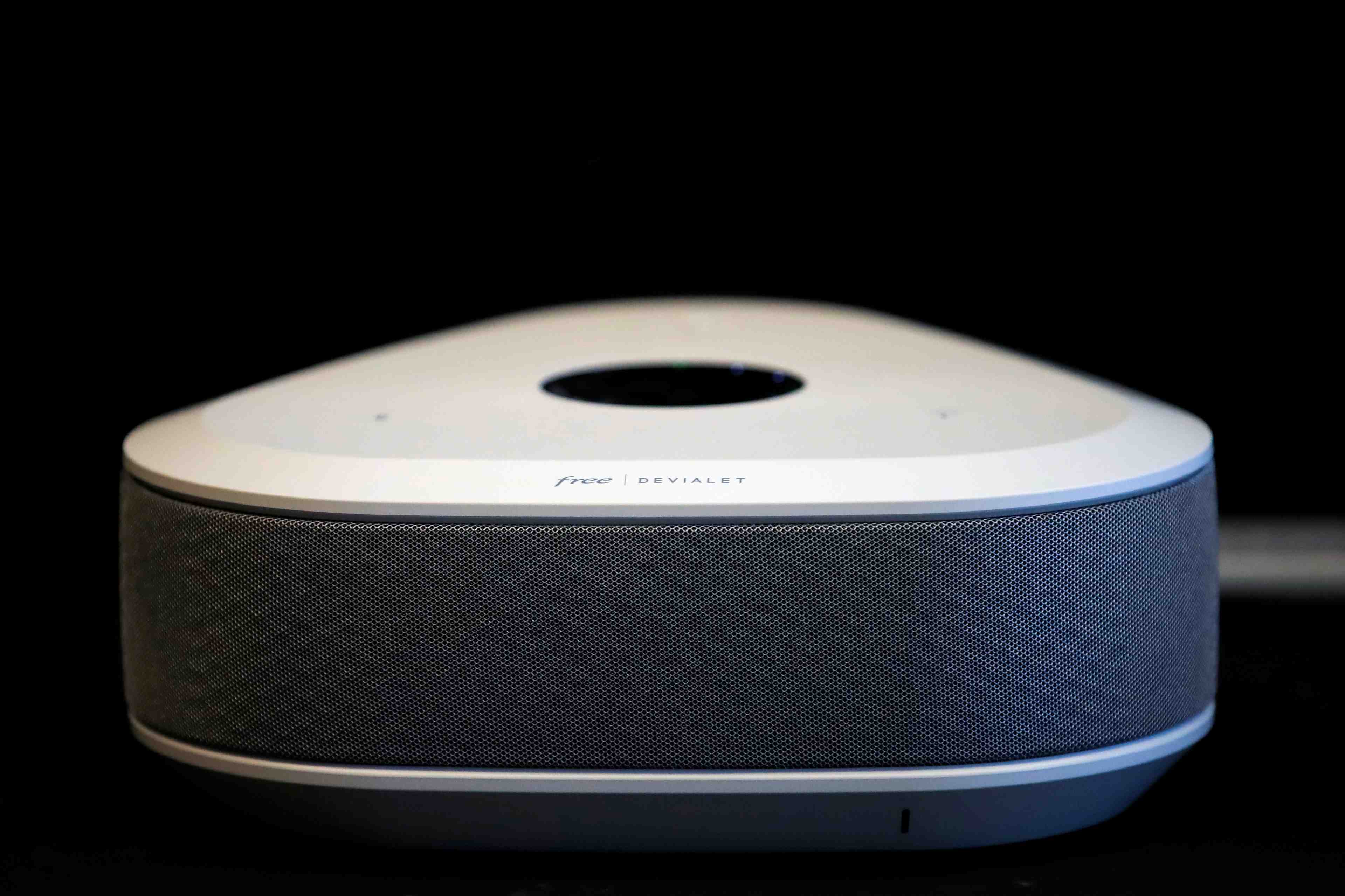 Bfm et rmc plus diffuses via la freebox faute d'accord altice-iliad
