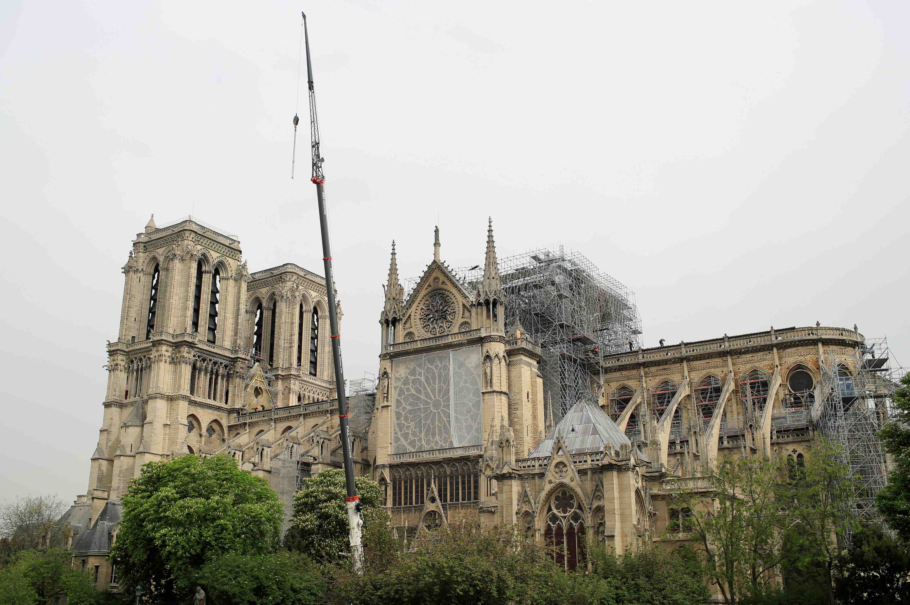 Notre-dame: derogations possibles pour tenir le delai fixe par macron