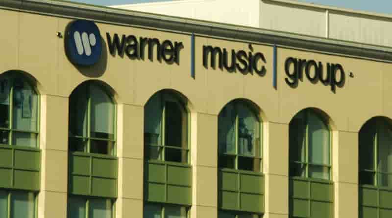 Warner music leve 1,9 milliard de dollars avec son ipo, la plus grande de 2020 aux usa