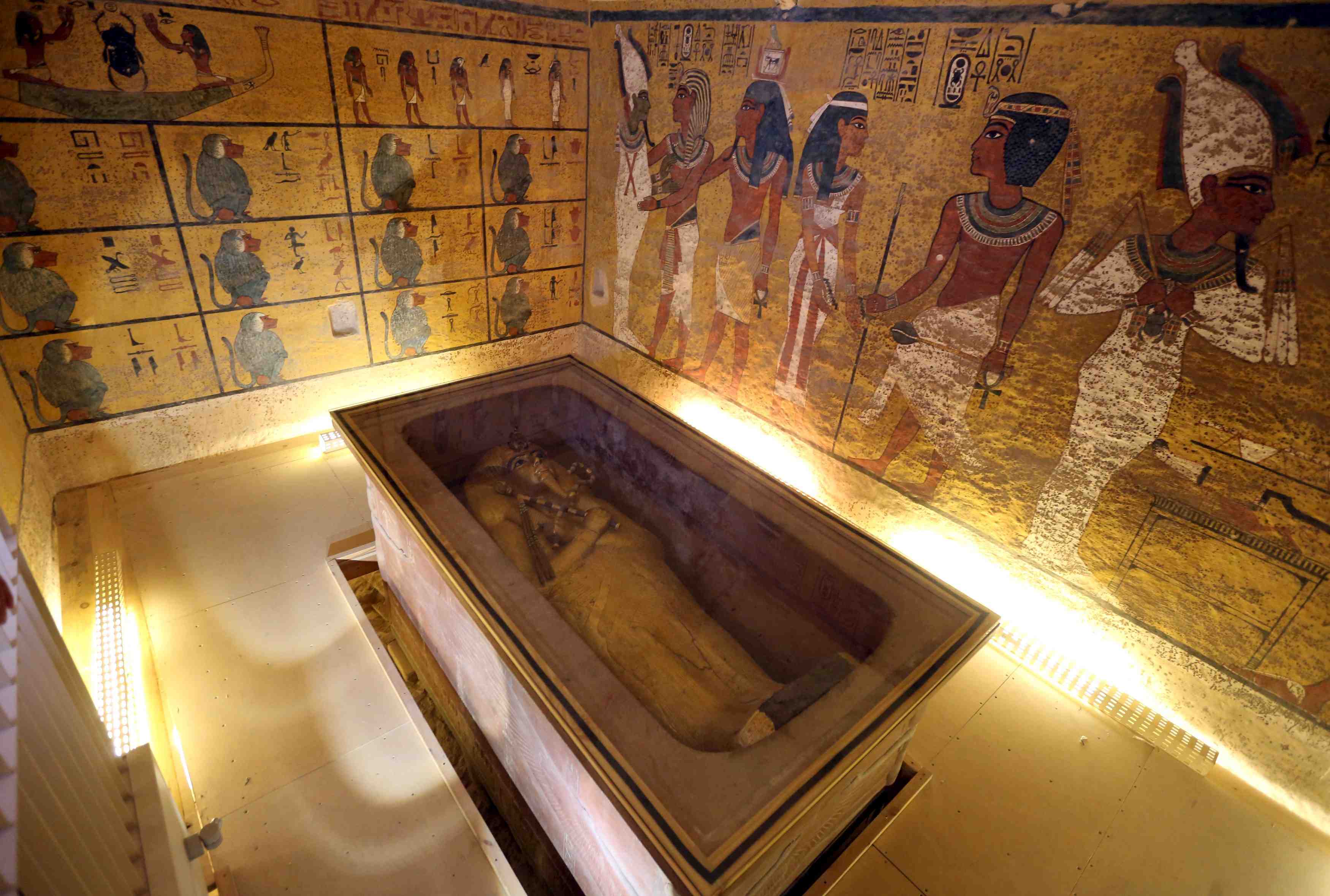 Decouverte d’une cavite derriere le tombeau de toutankhamon