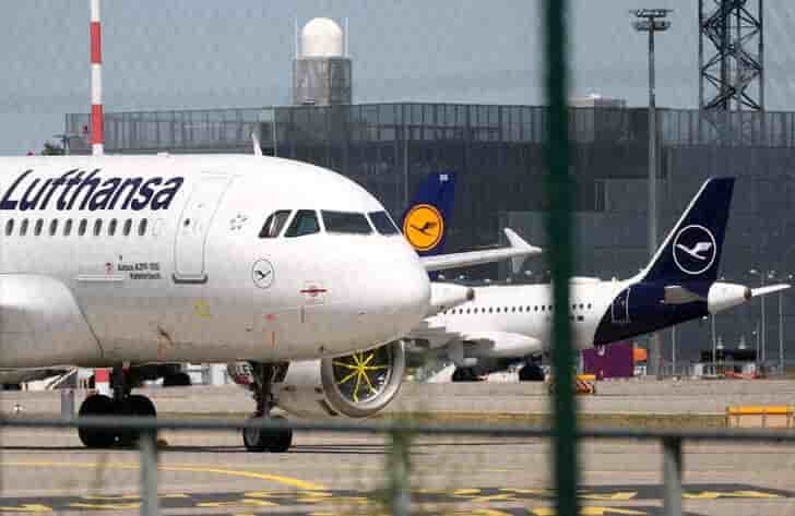 Coronavirus: lufthansa compte annuler 33.000 vols cet hiver a cause d'omicron, selon la presse
