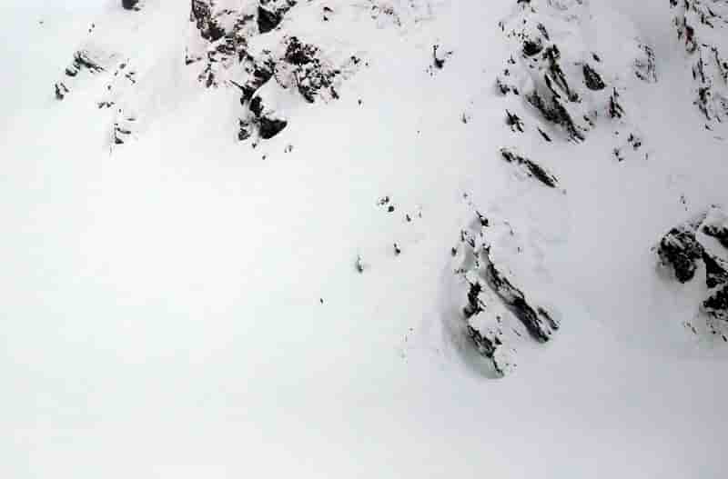 Un skieur secouru apres avoir passe 48h dans la neige