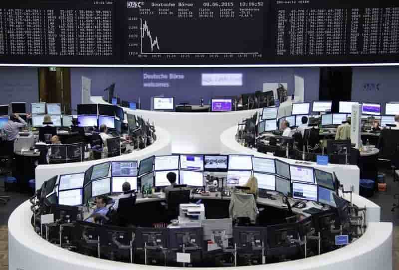 Les bourses europeennes reculent a la mi-seance