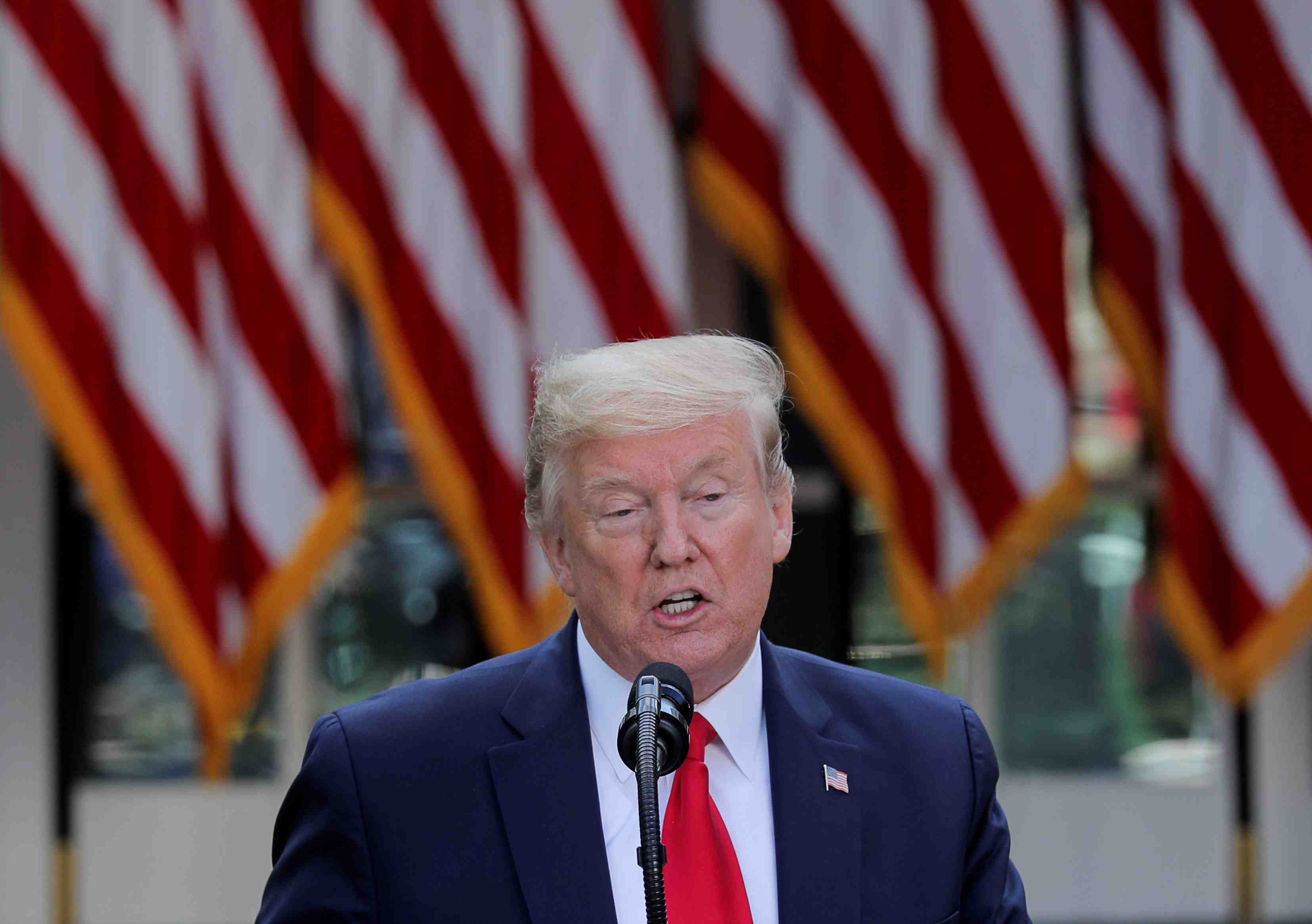 La chine aurait pu empecher la propagation du coronavirus, dit trump