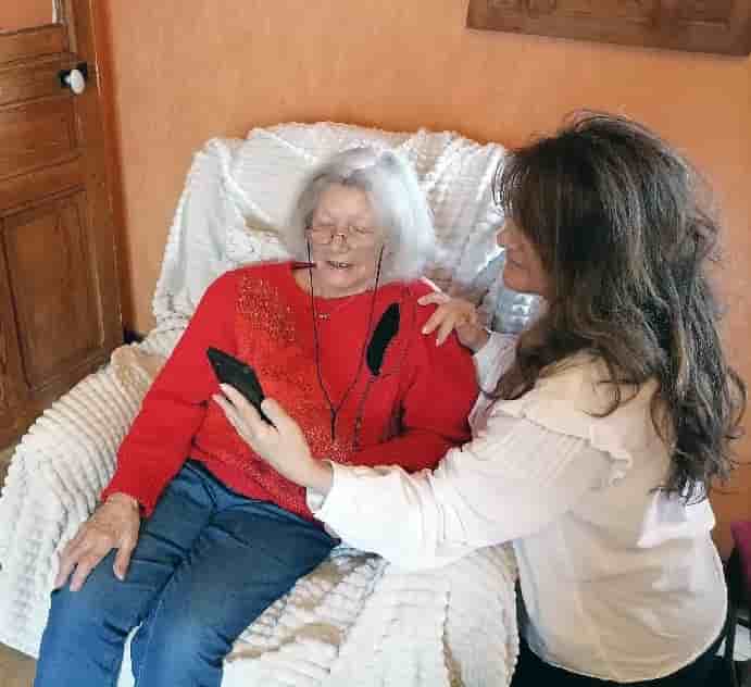 2 à 3 millions de particuliers accompagnent au quotidien des proches souffrant de la maladie d'Alzheimer.