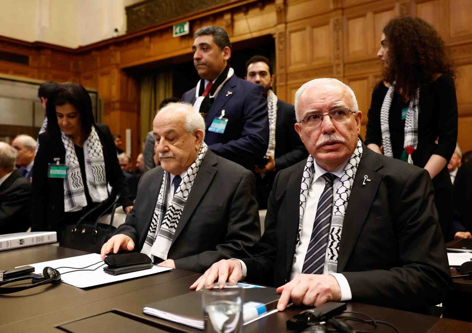 Audience publique sur les consequences juridiques de l'occupation des territoires palestiniens par israel a la cij