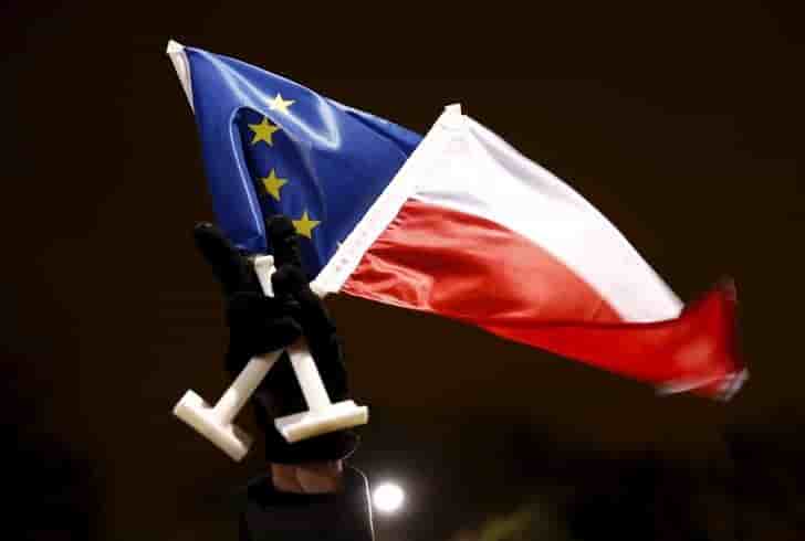 Varsovie juge sa reforme de la justice conforme aux normes de l'ue