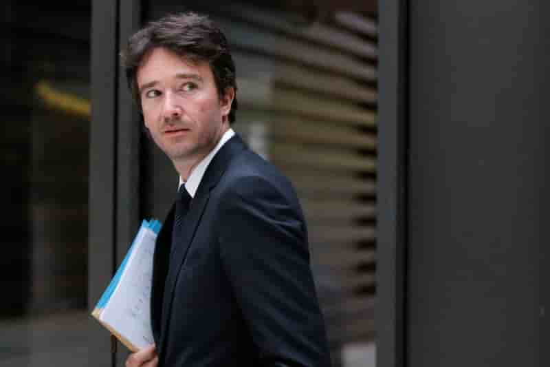 Antoine arnault officiellement charge de la communication chez lvmh