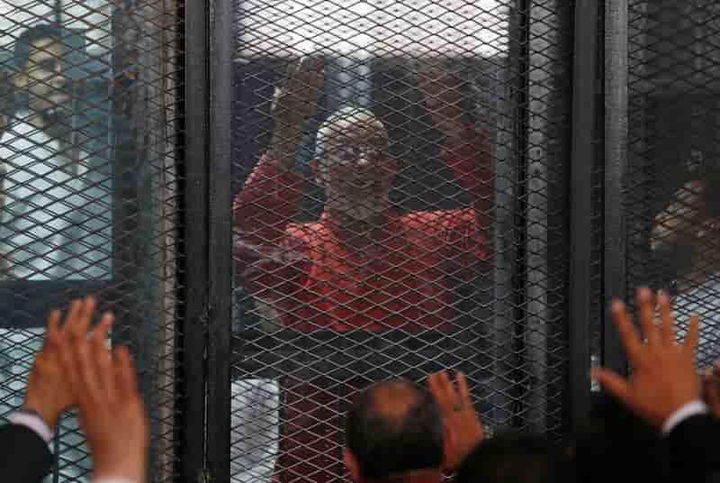 Egypte: prison a vie confirmee pour le chef des freres musulmans