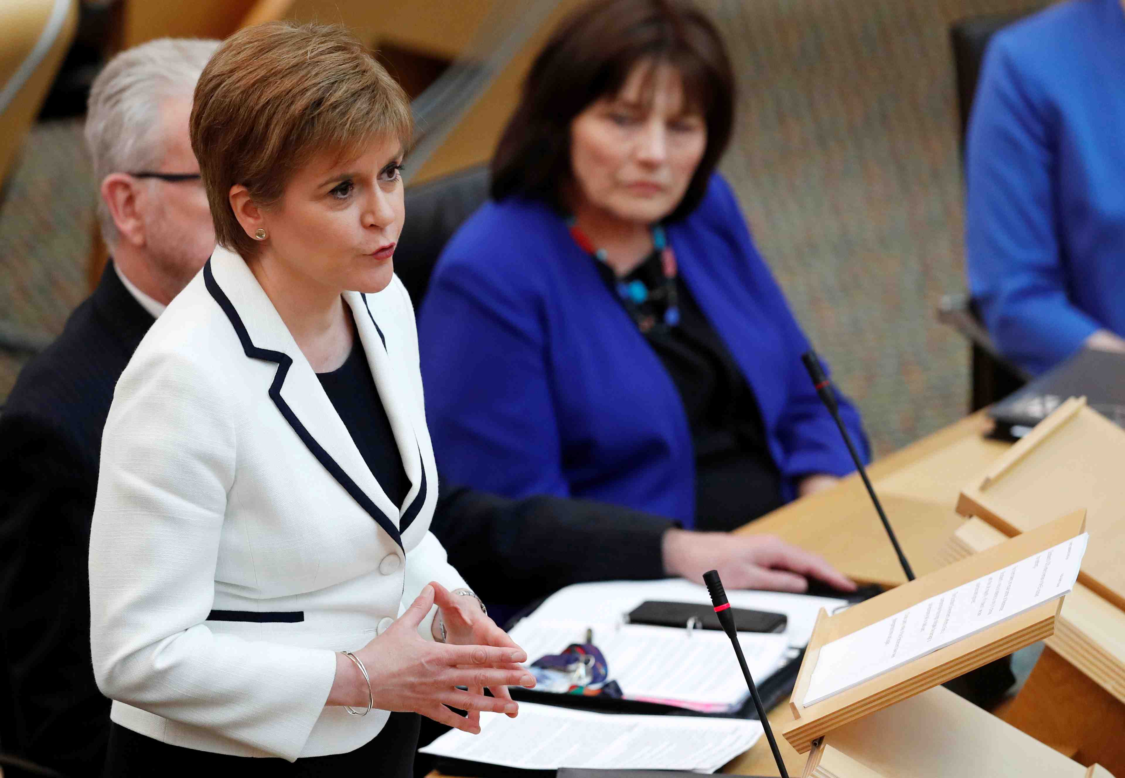 Vers un nouveau referendum en ecosse d'ici mai 2021, dit sturgeon