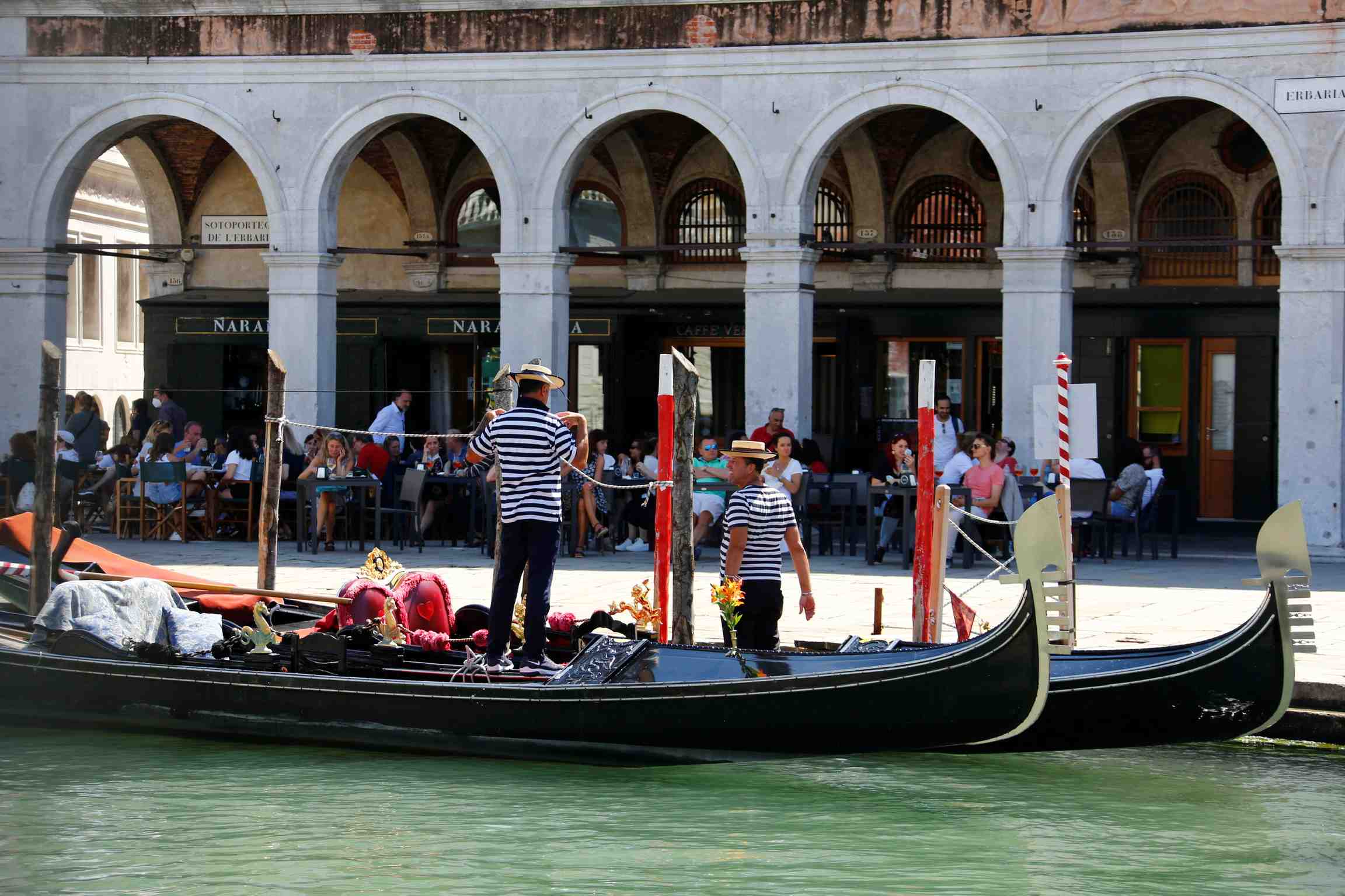 Coronavirus: l'italie rapporte 24 deces et 224 cas en 24h