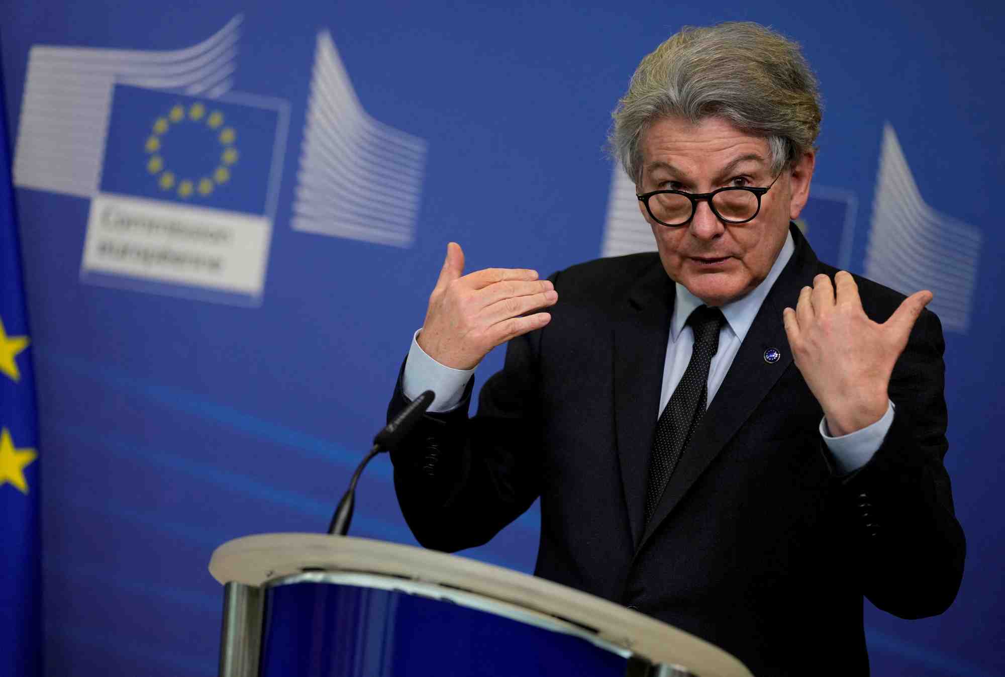 Thierry breton, commissaire europeen charge du marche interieur, au siege de l'ue a bruxelles