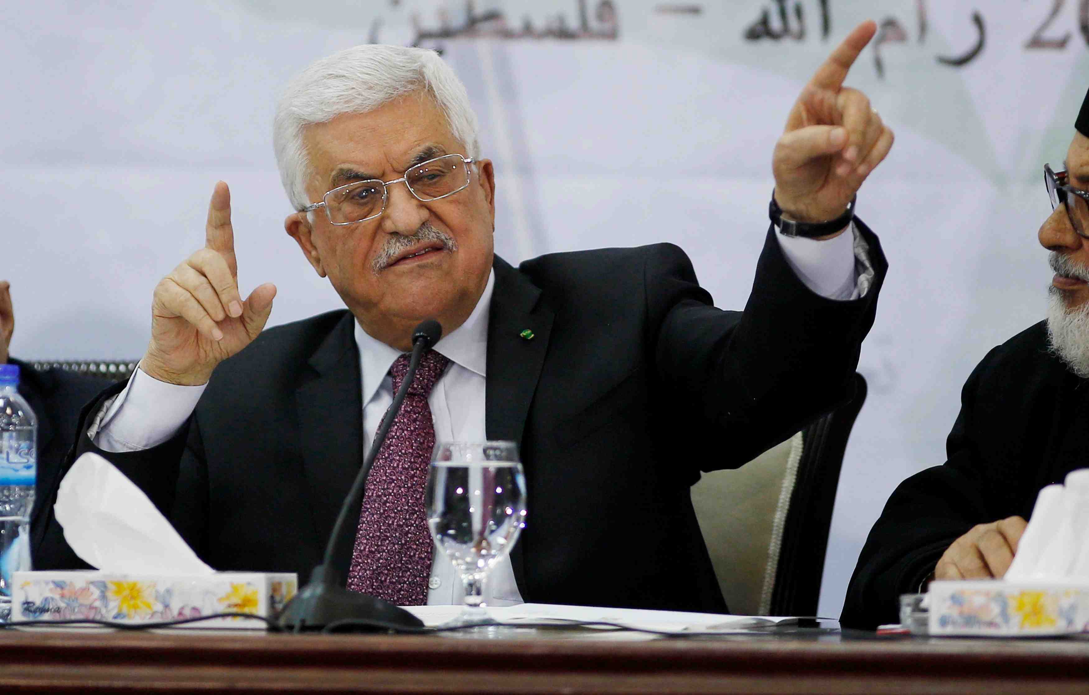 Mahmoud abbas accuse israel de "gangsterisme"