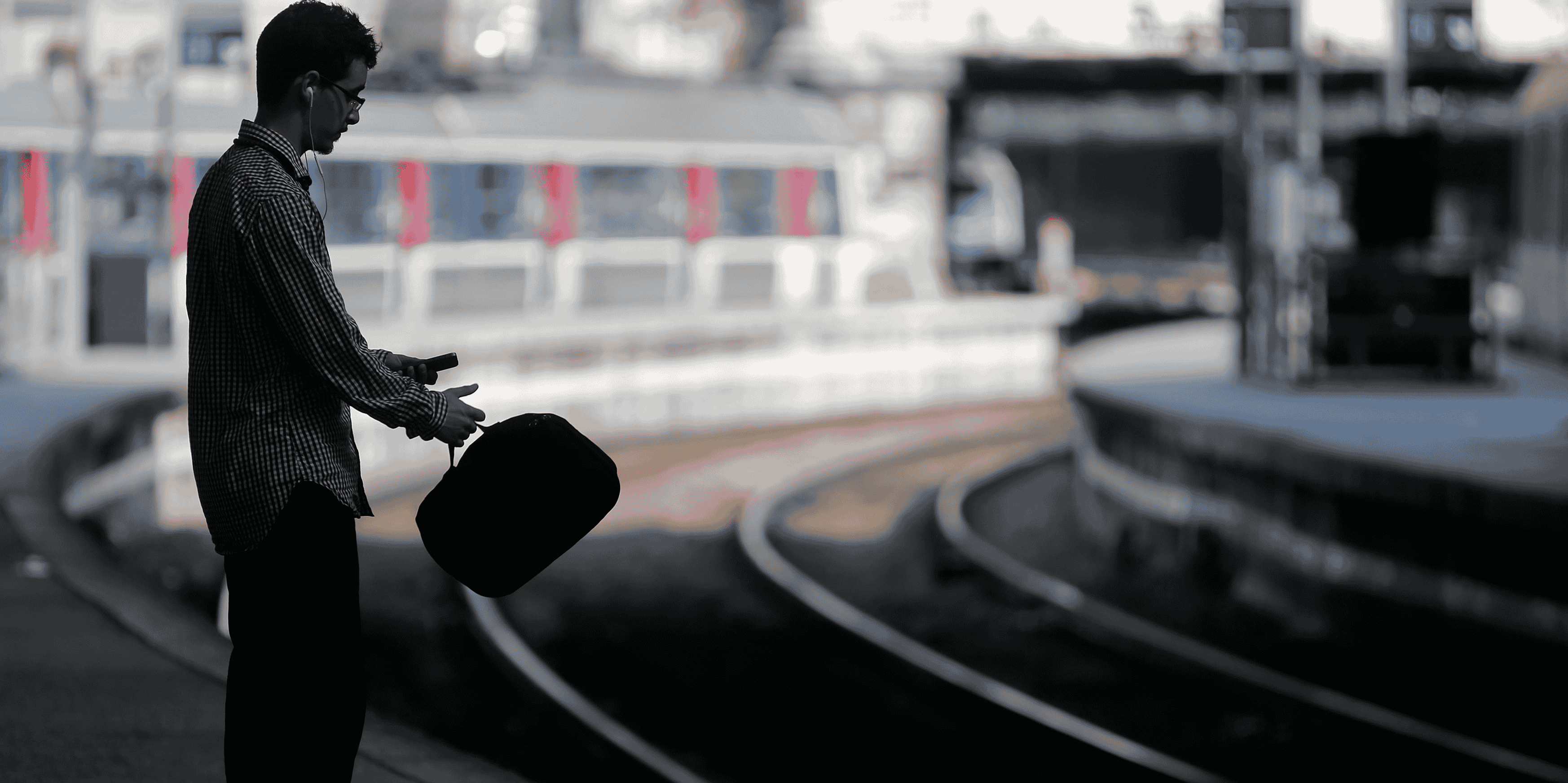 SNCF, grève, télétravail, banlieue, transports, trajet, bureau,