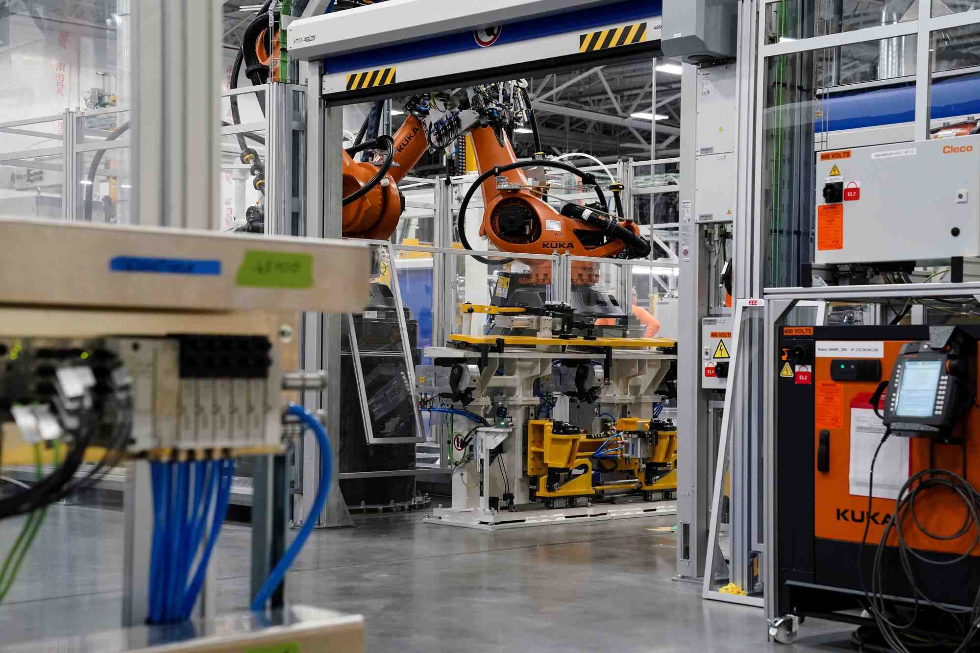 Ligne d'assemblage d'une usine de batteries pour vehicules electriques mercedes-benz a woodstock, dans l'alabama