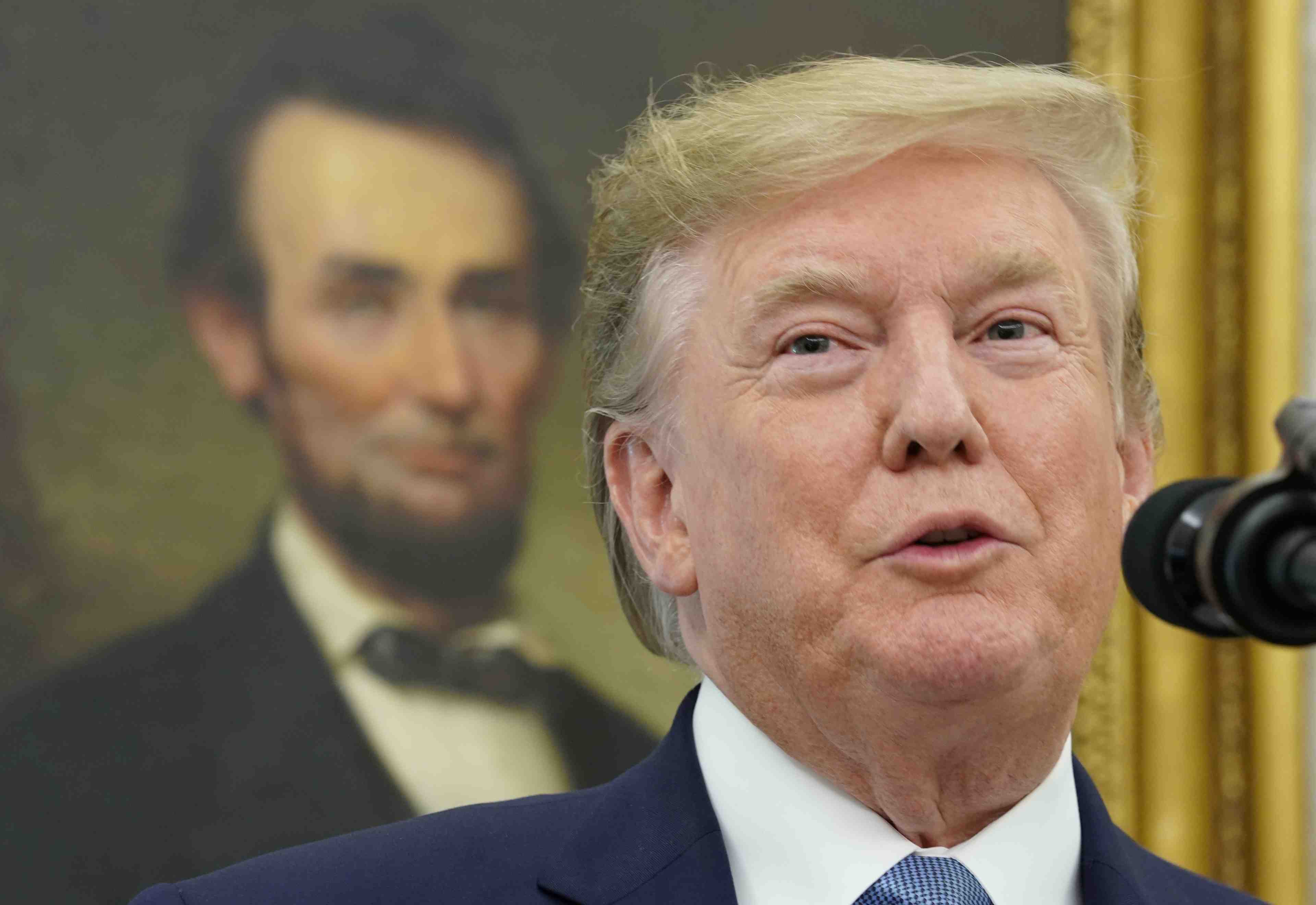 Trump durcit les droits de douanes sur les produits chinois