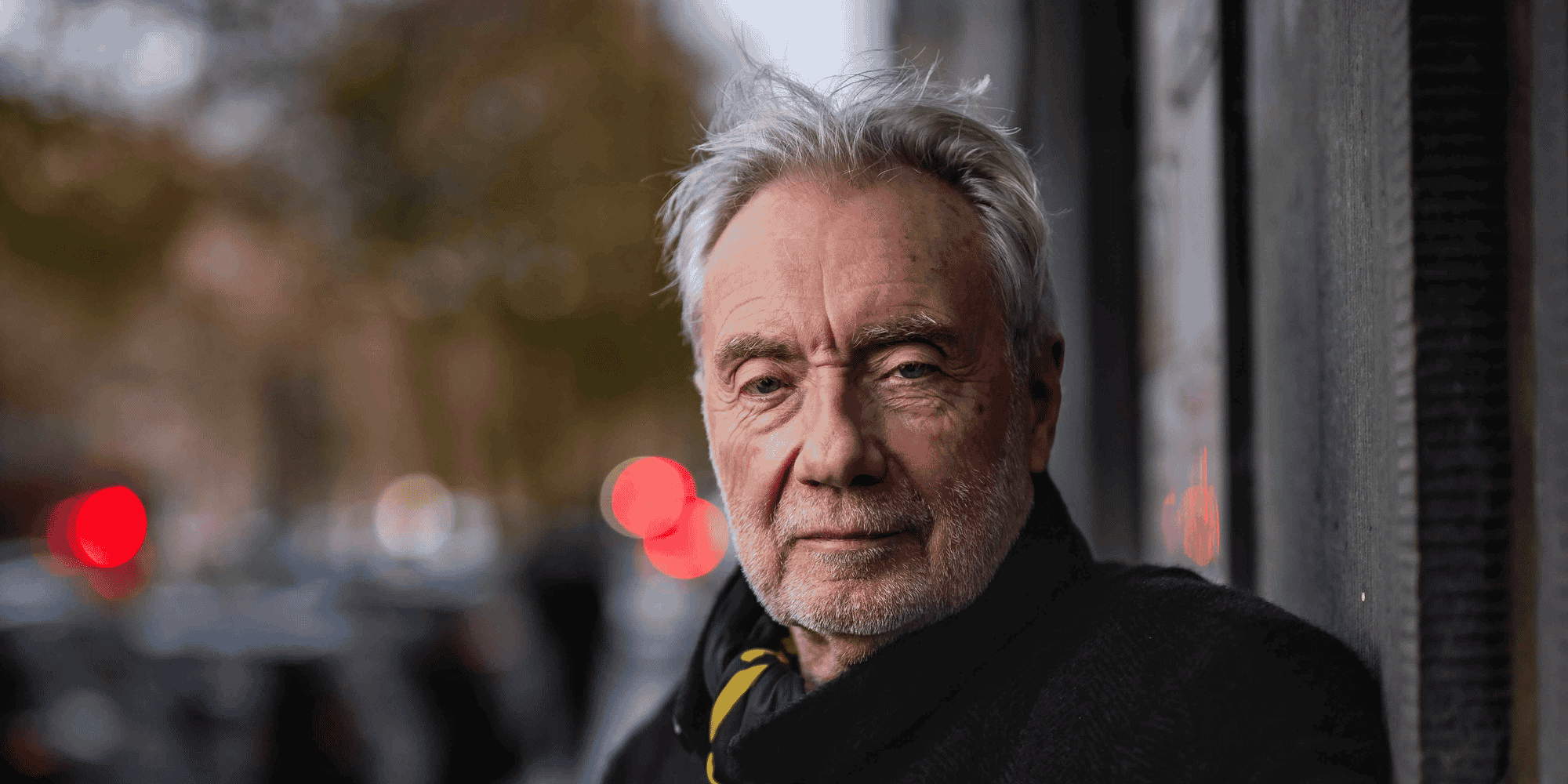 Paul Jorion a beaucoup écrit sur la monnaie, dont "L'argent, mode d'emploi" (Fayard, 2009). Denier ouvrage : "L'Avènement de la Singularité" (Textuel, 2024).