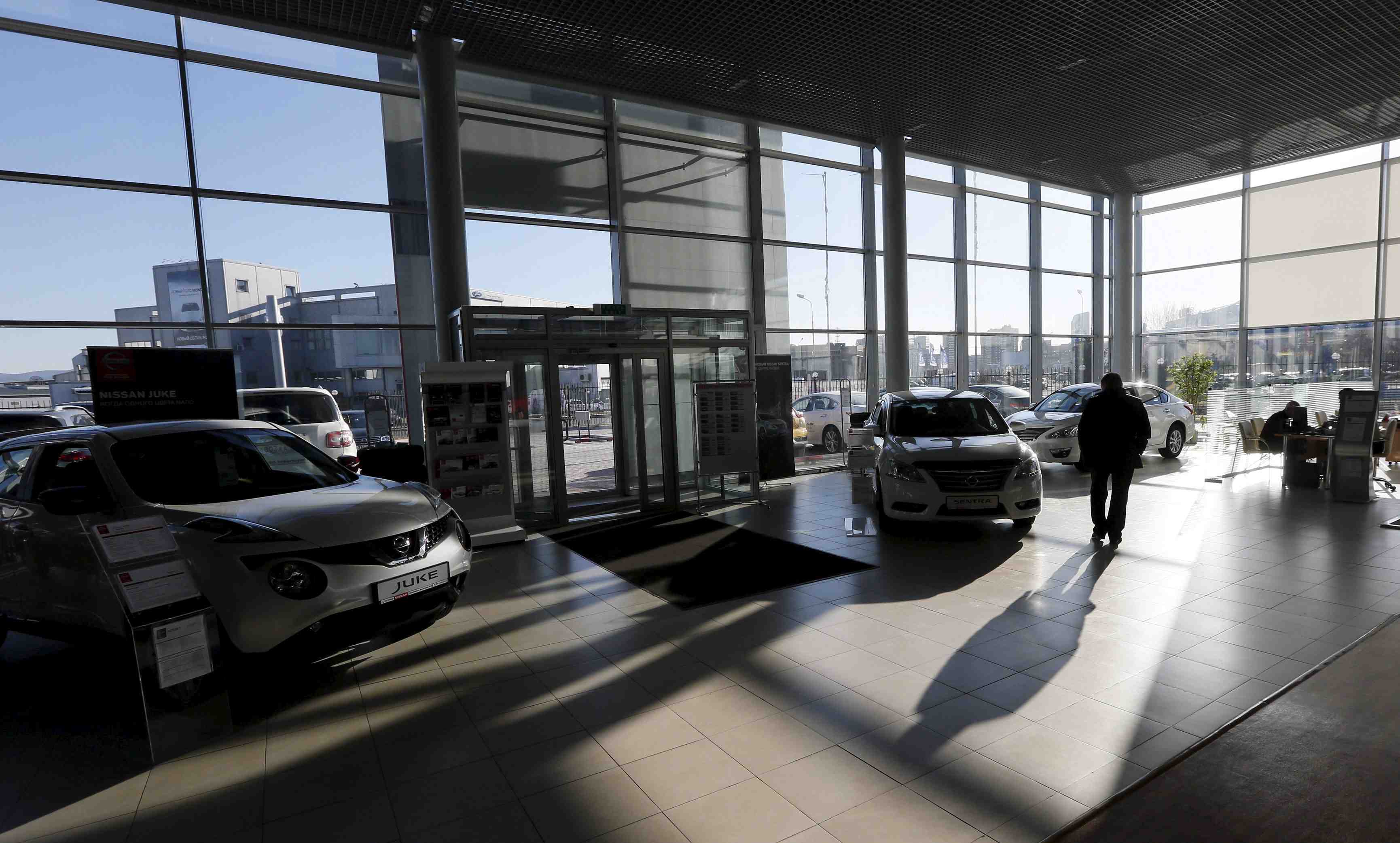Le marche automobile russe attendu en repli d'au moins 24% en 2015