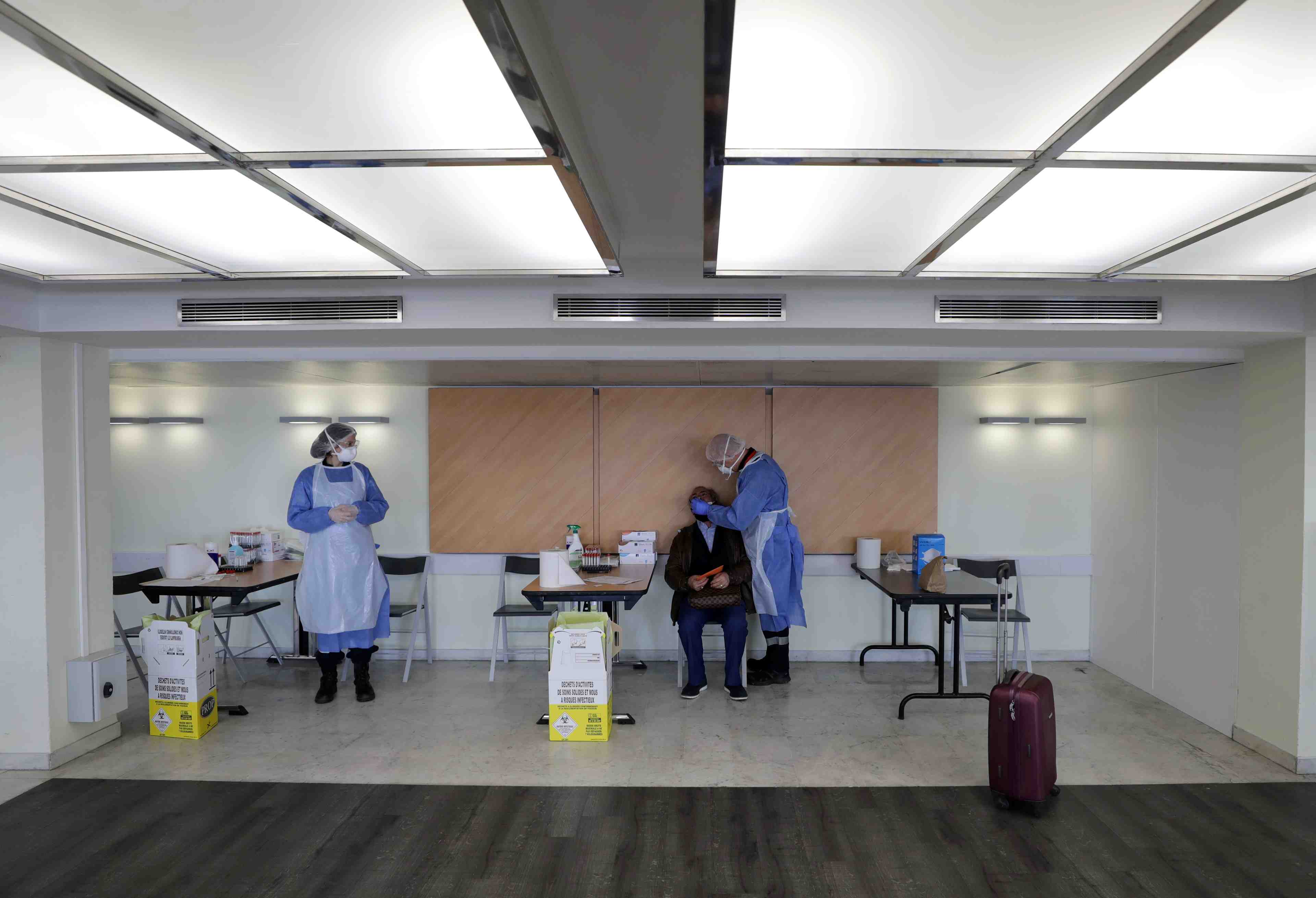 Coronavirus: pres de 27.000 nouvelles contaminations en france